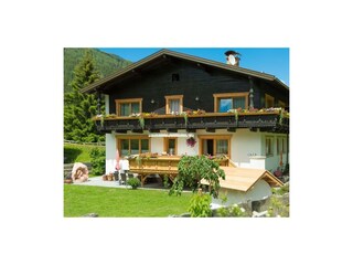 Gästehaus Geir_Obernberg_Tirol-Sommer_aussen