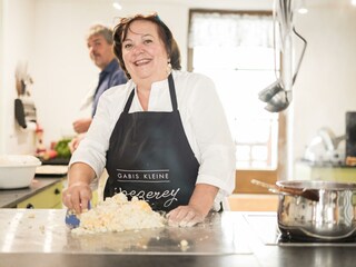 Gabi verwöhnt in der Spezerey