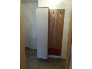 ALPENROSE Garderobe
