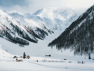 Schmirn im Winter - Kasern