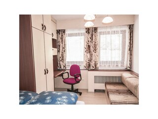 Schlafzimmer 2 mit Couch