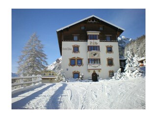 Winteraufnahmen aussen Hotel 2009 + Weihnachten 09