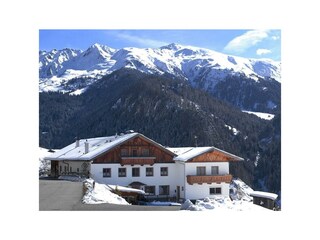 Gasthof Eppensteiner_Winter_Navis_Wipptal