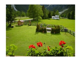 Waldbauer_ vom Balkon_ Wohnung Tribulaun