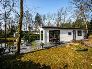 Holiday park Modernes Chalet mit zwei Terrassen - De Bult - image1