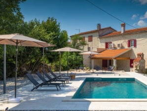 Beautiful Villa Ortensija with pool in Pazin