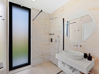 Villa Kukci Caratteristiche 17