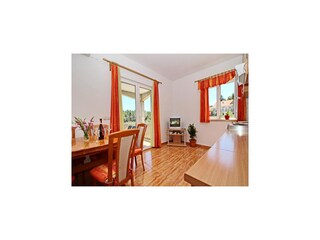 Apartment Lumbarda Features 4