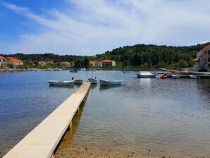 Appartement Apartments Veselka, Lumbarda - Standard Room with Balcony and Sea View (Room 2) - Lumbarda - image1