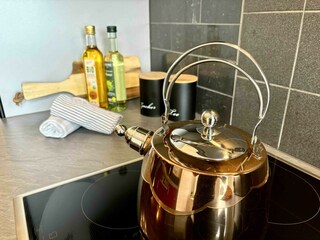 Küche komplett ausgestattet