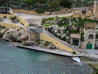 Mgarr ix-Xini Bay