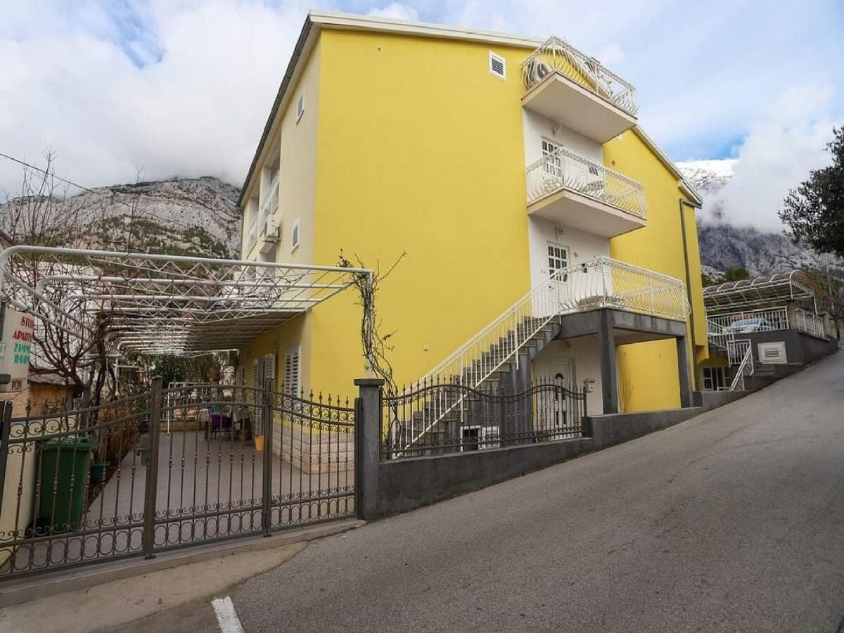 Apartment Baška Voda Außenaufnahme 2