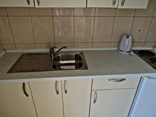 Appartement Baška Voda Équipement 9
