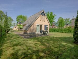 Vakantiehuis Ruime bungalow nabij de Friese Meren - Ruigahuizen - image1