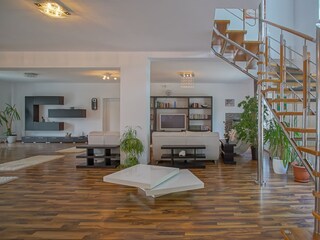 Villa Maierus Wohnzimmer 30