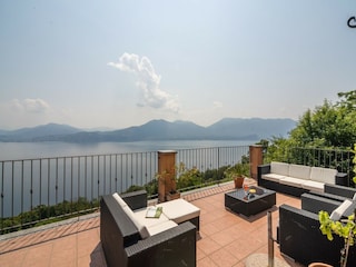 Appartement Oggebbio Buitenaudio-opname 7