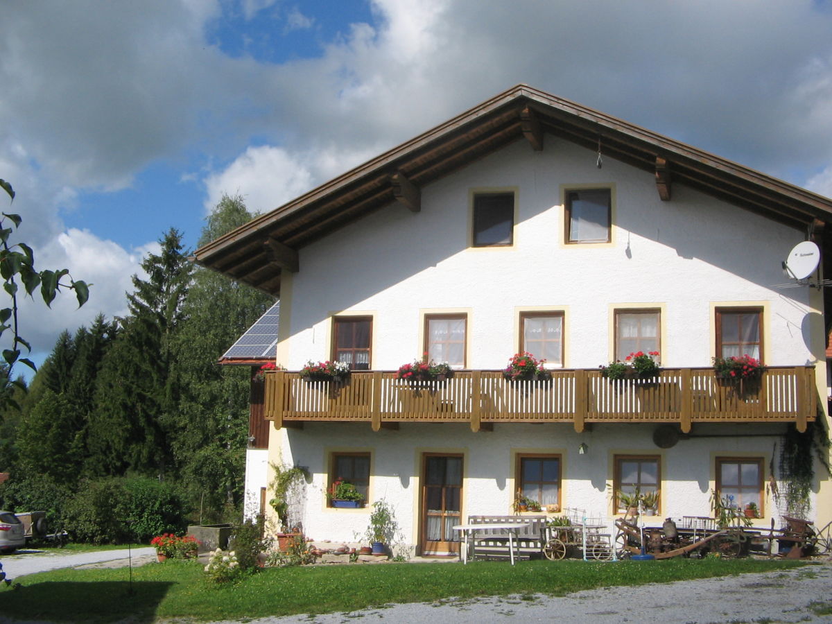 Ferienwohnung Drachselsried Außenaufnahme 1