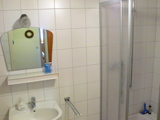 Bad mit Dusche