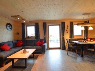 Gemütlicher Wohnbereich mit Schwedenofen