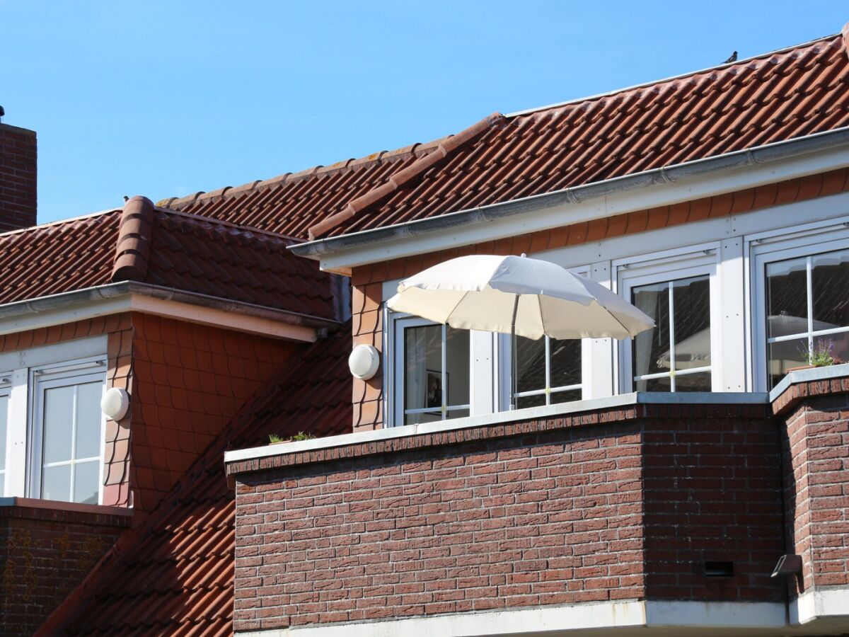 Wohnung im 1. OG Süderstraße mit Süd-West Balkon