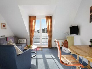 Holiday apartment Wenningstedt Living Room 11