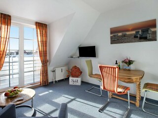 Holiday apartment Wenningstedt Living Room 13