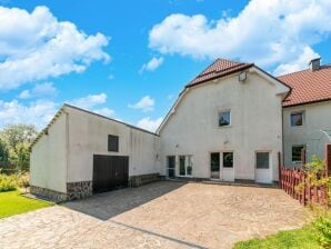 Holiday house Spacious holiday home with garden - Bütgenbach - image1