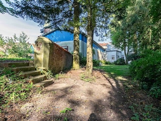 Gartenzugang von den Parkplätzen