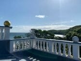 Die große Dachterrasse mit Blick auf die Binzer Bucht.