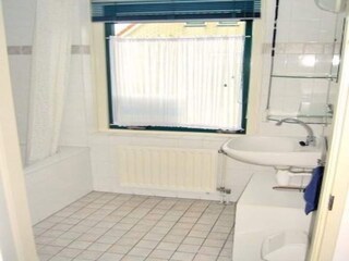 Holiday house Breskens  24