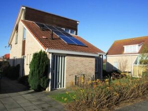 Ferienhaus Bungalow in Breskens bij Strand en Zwembad