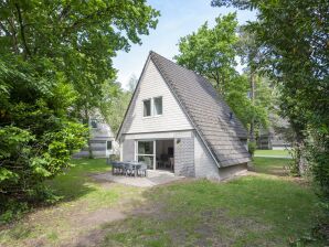 Parc de vacances Maison de vacances rénovée avec lave-vaisselle dans les bois - Oosterhout - image1