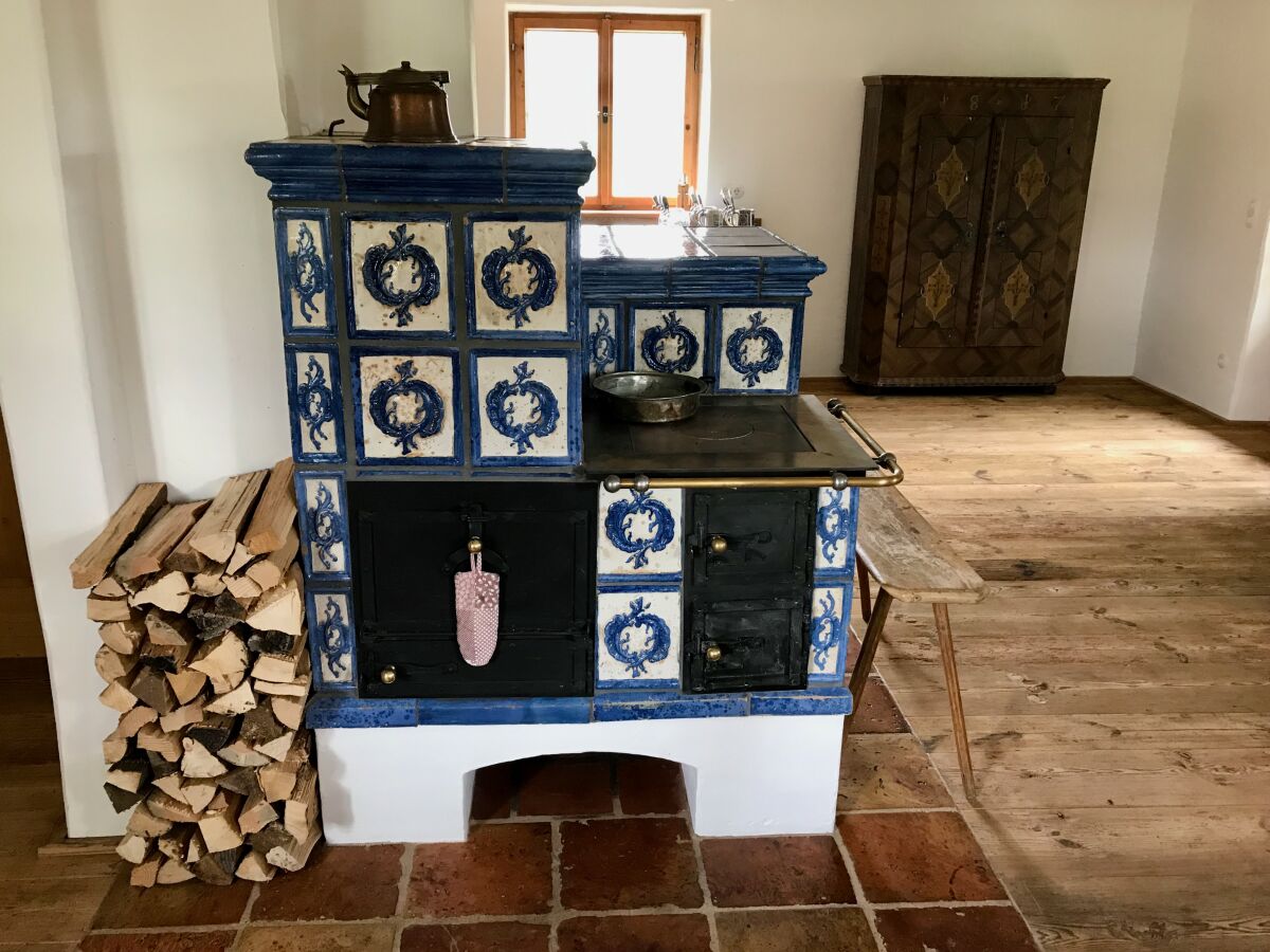 Wohnbereich mit Kamin