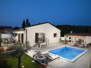 Villa Pula Buitenaudio-opname 1