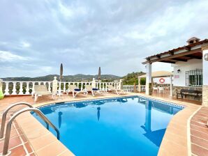 Holiday house Gemütliches Ferienhaus mit eigener Terrasse - Frigiliana - image1