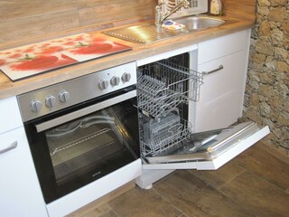 Küche mit Spülmaschiene