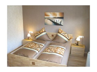 1. Doppelschlafzimmer