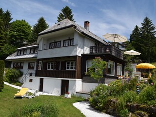 Balkone der Fewos im Obergeschoss