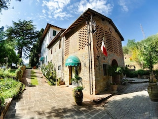 Ferienhaus Uzzano Außenaufnahme 9