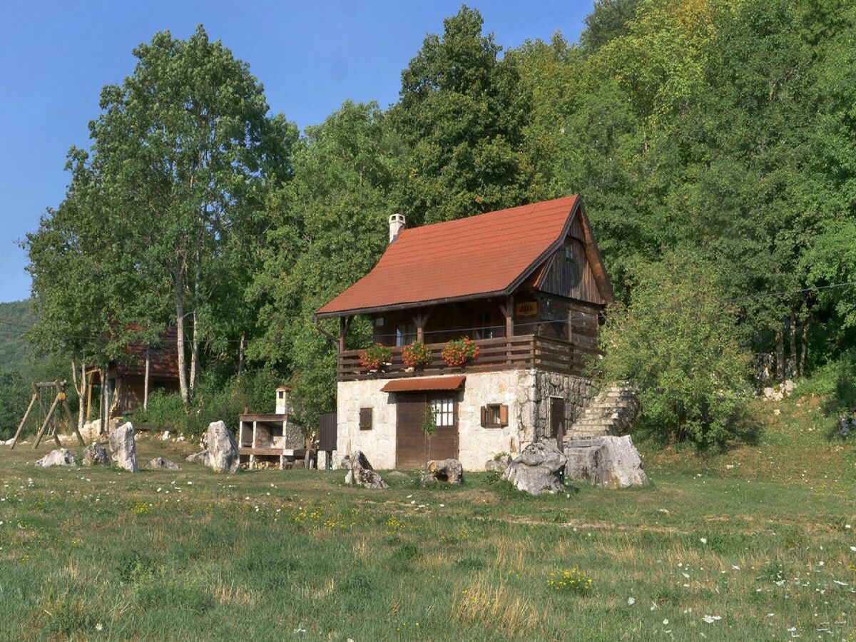 Casa per le vacanze Gospic Registrazione all'aperto 1