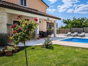 Holiday house Villa SA RA - Brtonigla - image1