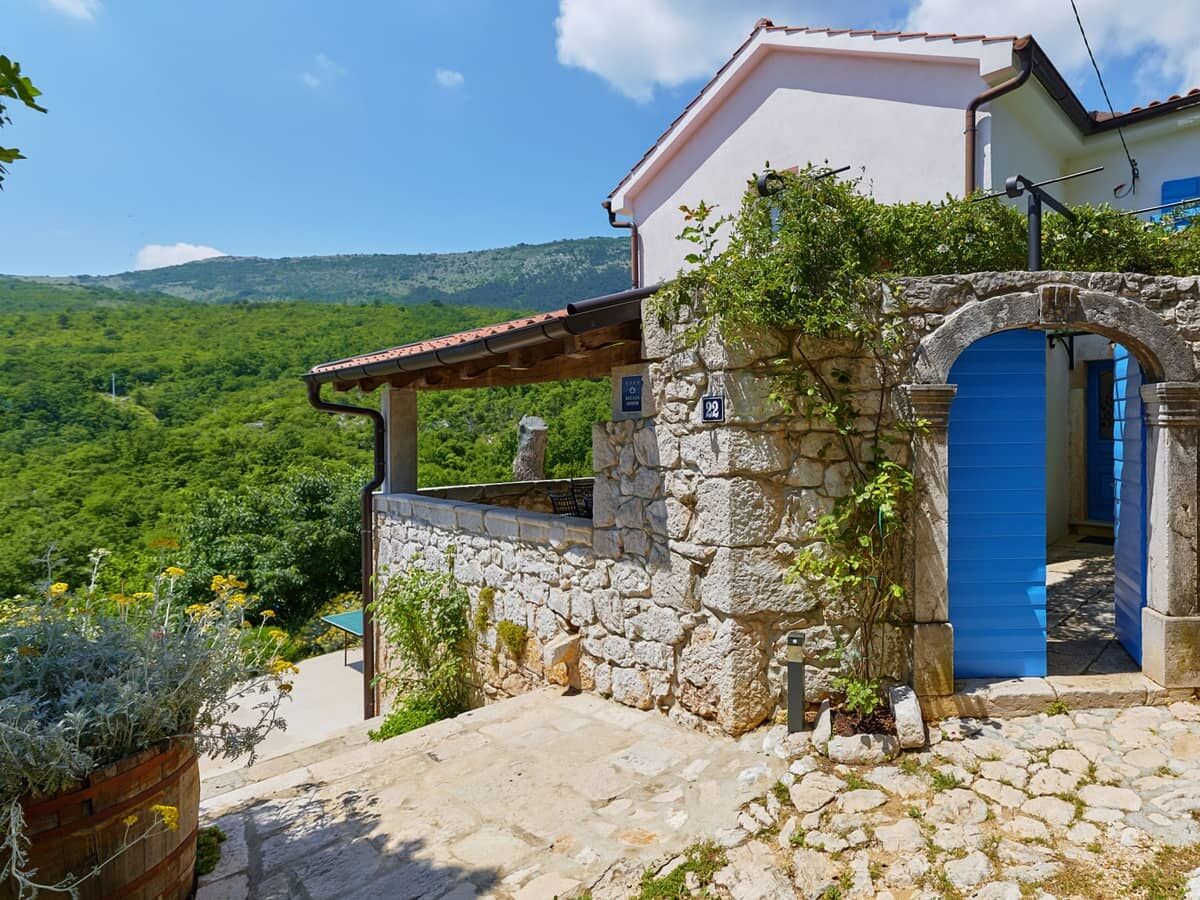 Villa Mošćenička Draga Außenaufnahme 8