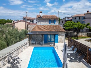 Ferienhaus Višnjan Außenaufnahme 4