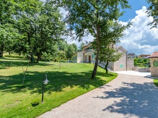 Villa Pazin Environment 36