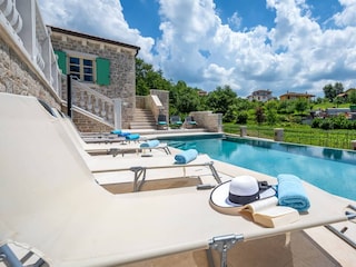 Villa Pazin Outdoor Recording 7