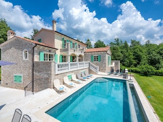 Villa Pazin Outdoor Recording 2