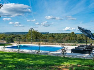 Villa Labin Outdoor Recording 19