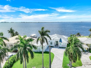 Seabim - Sea Breeze International Management Corp.