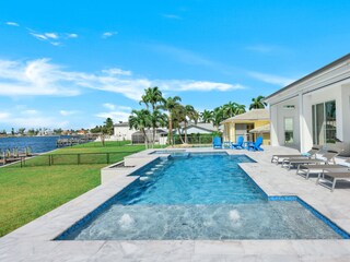 Seabim - Sea Breeze International Management Corp.