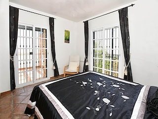 Holiday house Salares Features 14